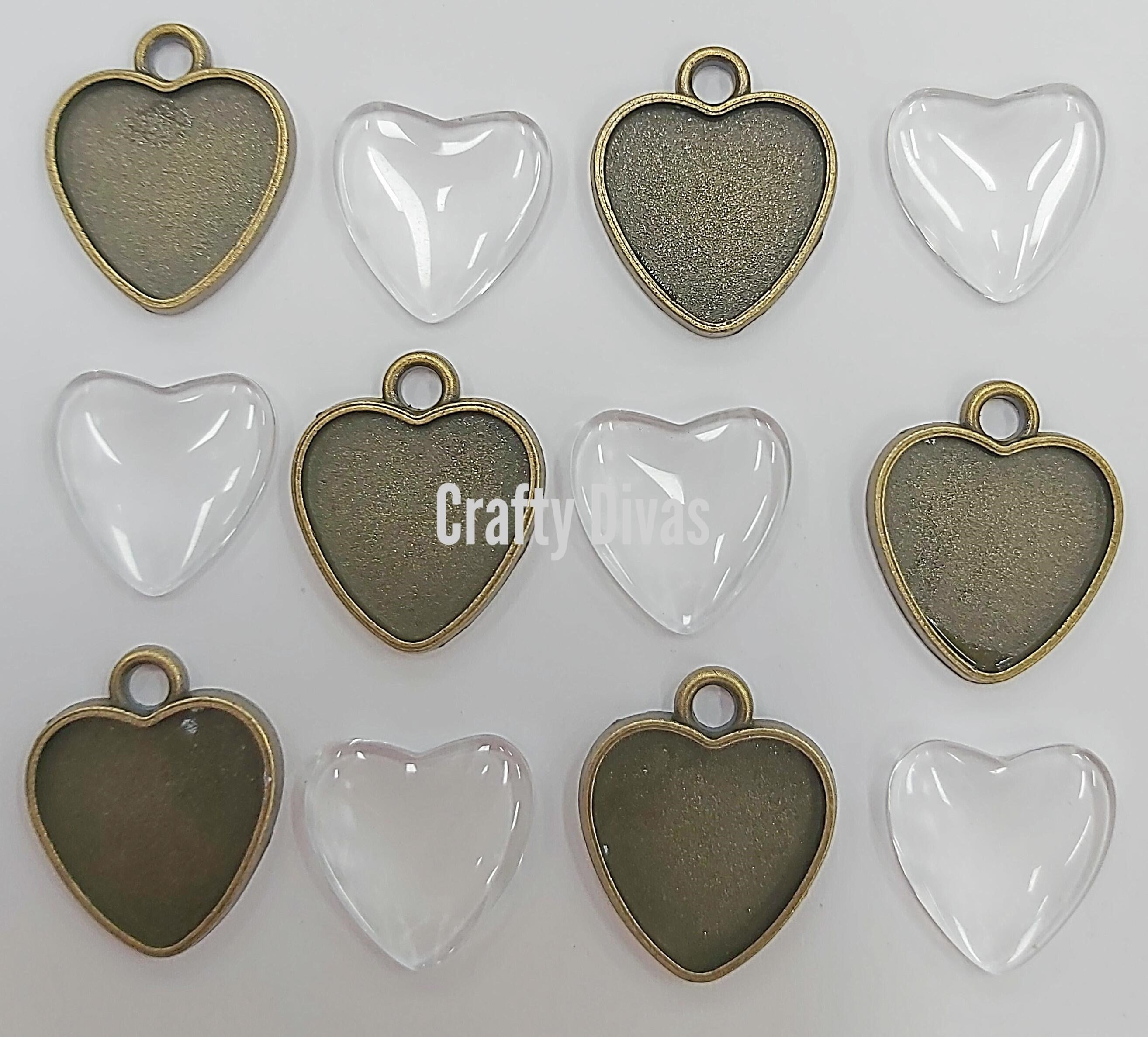 Decorative Heart Pendant with Cabochon Setting