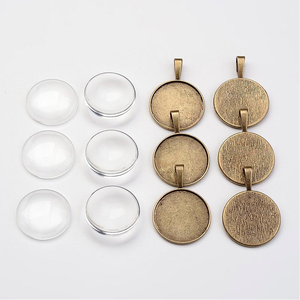 Round Pendant with Cabochon Setting