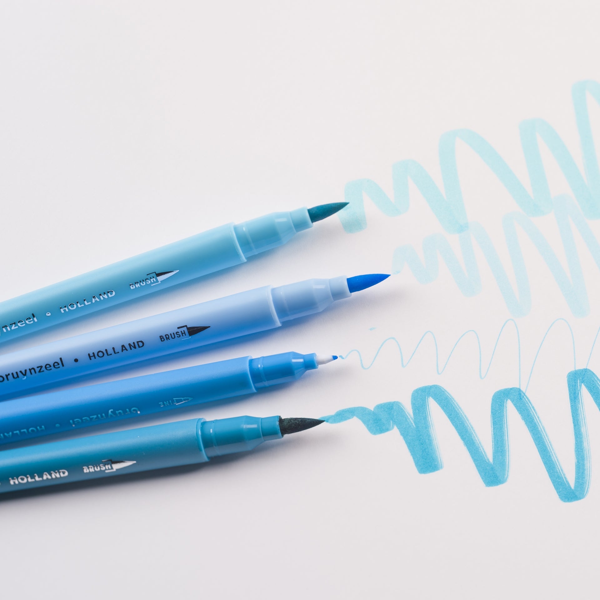 BRUYNZEEL FINELINER BRUSHPEN - SET 24 - Crafty Divas