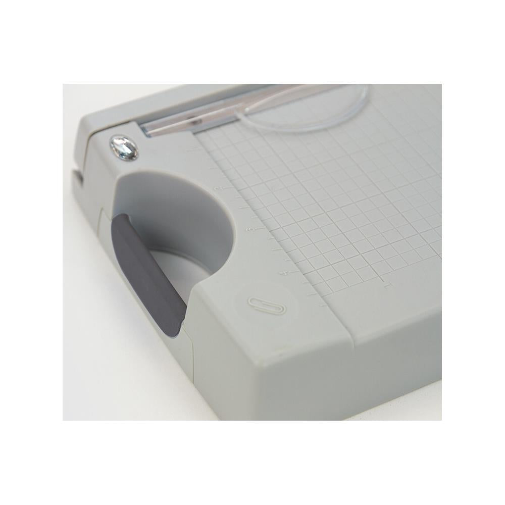 Tonic Studios Guillotine Trimmer 8.5 inch