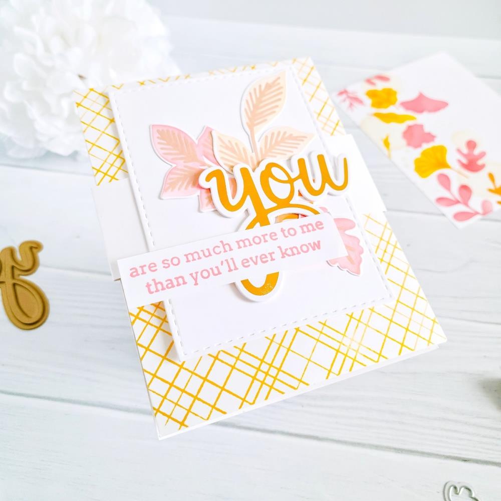 Pinkfresh Studio Stencil - Fall Foliage Layering